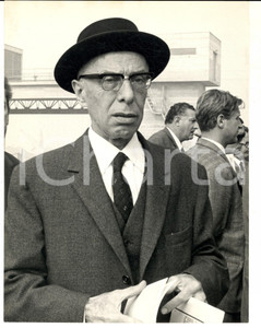 Fotografia d epoca originale 1967 MILANO Cesare MERZAGORA si dimette dalla presidenza del Senato Foto 18x24 1