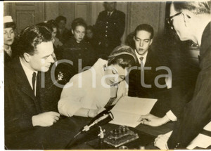 Fotografia d epoca originale 1957 LOUVECIENNES Mariage princesse HÃ©lÃ¨ne de France  Evrard de LIMBOURGSTIRUM 1