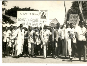 Fotografia d epoca originale 1962 MALI Disordini e manifestazioni contro la divisione dello Stato Foto 18x13 1