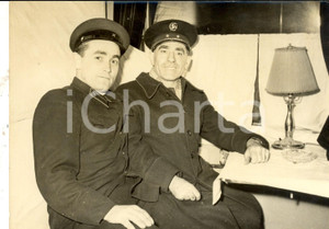 Fotografia d epoca originale 1960 PARIS SNCF ContrÃ´leurs franÃ§ais et russe sur la ligne pour Moscou Photo 1