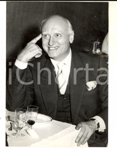 Fotografia d epoca originale 1954 MILANO TEATRO ALLA SCALA Victor DE SABATA a riposo per ragioni di salute 1