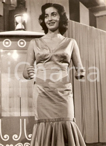 Fotografia d epoca originale 1956 LASCIA O RADDOPPIA Concorrente Anna Maria BARBATO Musica Leggera Foto 1