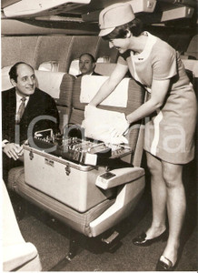 Fotografia d epoca originale 1969 USA Il calcolatore elettronico IRVING BOX passeggero di un volo aereo Foto 1