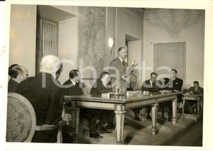 Fotografia d epoca originale 1957 TORINO Convegno Comunicazioni attraverso le Alpi  Il prof. TACCHETTI Foto 1