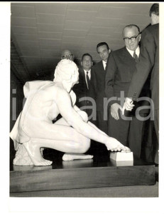 Fotografia d epoca originale 1965 SESTO FIORENTINO Cesare MERZAGORA inaugura Museo di Doccia RICHARDGINORI 1