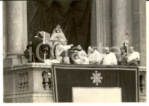 Fotografia d epoca originale 1960 ROMA Papa Giovanni XXIII impartisce Urbi et orbi per Pasqua  Foto 18x13 1