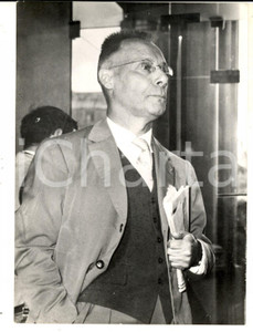 Fotografia d epoca originale 1962 PARIS Processo Raoul SALAN  Arrivo del fratello Georges testimone Foto 1
