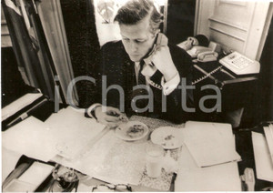 Fotografia d epoca originale 1969 NEW YORK Mayor John LINDSAY has breakfast in his office  Foto 18x13 cm 1