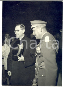 Fotografia d epoca originale 1960 ca GENOVA Una visita del cardinale Giuseppe SIRI Fotografia 13x18 cm 1