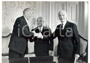 Fotografia d epoca originale 1961 COMO Villa SAPORITI Amintore FANFANI Antonio SEGNI Konrad ADENAUER Foto 1