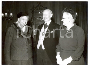Fotografia d epoca originale 1959 LONDON Eleanor ROOSEVELT lady CHURCHILL Harold GILLETT  at luncheon Photo 1