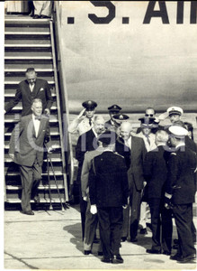 Fotografia d epoca originale 1959 PARIS Charles DE GAULLE presenta le personalitÃ  a Dwight EISENHOWER Foto 1