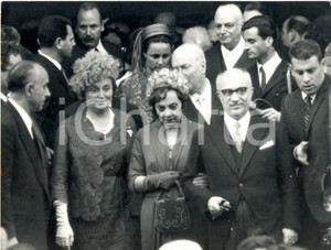 Fotografia d epoca originale 1962 ROMA Amintore FANFANI con la moglie al matrimonio della figlia Anna Maria 1