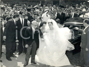Fotografia d epoca originale 1962 ROMA  Amintore FANFANI accompagna la figlia Anna Maria all altare  Foto 1