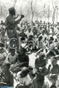 Fotografia d epoca originale 1973 GUERRA D INDIPENDENZA MOZAMBICO Discorso di NGOSO commissario del FRELIMO 1