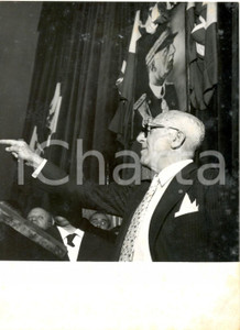 Fotografia d epoca originale 1958 MILANO Teatro Dal Verme  PARTITO POPOLARE MONARCHICO  Achille LAURO Foto 1