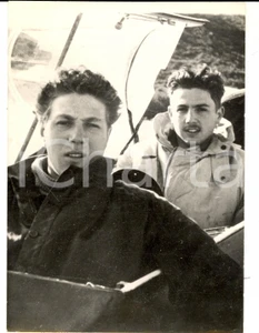 Fotografia d epoca originale 1963 ALPILLES Bertrand DAUVIN et Henri COUSTON record de durÃ©e en planeur Photo 1