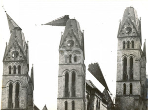 Fotografia d epoca originale 1954 MÃœNCHEN  Heart Jesus Steeple church crashed into depht in  three phases 1