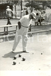 Fotografia d epoca originale 1954 FIUGGI Achille LAURO gioca a bocce durante le vacanze Fotografia 13x18 cm 1