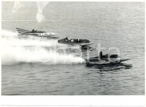 Fotografia d epoca originale 1954 VII Riunione MOTONAUTICA LUINO  Ezio SELVA Mario VERGA Louis NUTA Foto 1