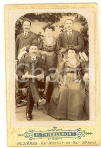 Fotografia d epoca originale 1890 ca ROZIERES Ritratto di famiglia in giardino Foto H. THIEBLEMONT 11x16 cm 1