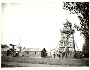 Fotografia d epoca originale 1944 RSI PAVIA TICINELLO Postazione contraerea  Baracche e torre osservazione 1