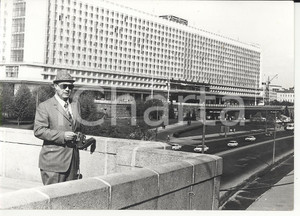Fotografia d epoca originale 1975 URSS MOSCA Veduta dell Albergo Russia  VERA FOTO cm 14,5x10,5 1