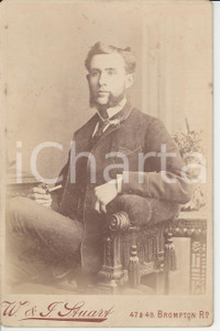 Fotografia d epoca originale 1890 LONDON Ritratto di Albino GRISI in uno studio Foto W. & J. STUART 1