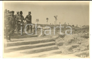 Fotografia d epoca originale 1926 LIBIA Benito MUSSOLINI ed Emilio DE BONO visitano scavi Foto cartolina 1