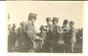 Fotografia d epoca originale 1916 WW1 ZONA DI GUERRA Gruppo di ufficiali durante ispezione Foto 9x6 1 1