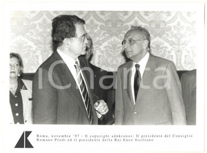 Fotografia d epoca originale 1997 ROMA Romano PRODI con Enzo SICILIANO presidente RAI Foto 24x17 cm 1