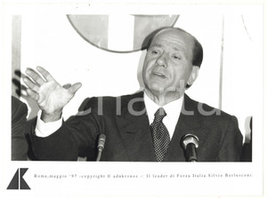 Fotografia d epoca originale 1997 ROMA Silvio BERLUSCONI leader di FORZA ITALIA durante conferenza stampa 1