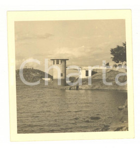 Fotografia d epoca originale 1972 NAMPULA MOZAMBICO Veduta del lago  Foto VINTAGE 9x9 cm 1