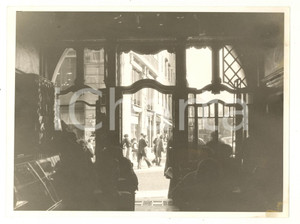 Fotografia d epoca originale 1970 ca LISBOA VINTAGE  Una strada del centro  Foto ARTISTICA 24x18 cm 1