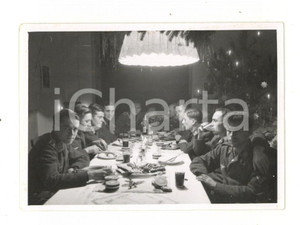 Fotografia d epoca originale 1941 WW2 FRONTE ORIENTALE Ufficiali tedeschi a cena  Fotografia 10x7 cm 1