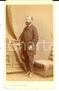 Fotografia d epoca originale 1865 ca VENEZIA Ritratto maschile con il bastone Foto Fratelli VIANELLI CDV 1