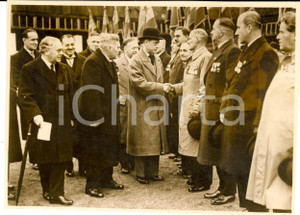 Fotografia d epoca originale 1936 PONTYPOOL WALES Re Edoardo VIII in visita incontra Jack WILLIAMS  Foto 1