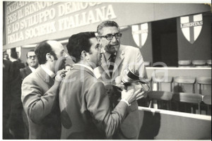 Fotografia d epoca originale 1969 ROMA Riccardo LOMBARDI all XI Congresso DEMOCRAZIA CRISTIANA Foto 20x30 1