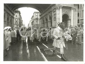 Fotografia d epoca originale 1994 GENOVA Parata dei bersaglieri Fotografia VINTAGE 24x18 cm 1