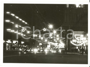 Fotografia d epoca originale 1997 GENOVA Luminarie natalizie in CORSO BUENOS AIRES Foto VINTAGE 18x13 cm 1