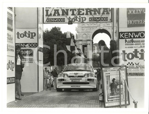 Fotografia d epoca originale 1994 GENOVA Piazza della Vittoria  Rally della Lanterna Foto VINTAGE 24x18 cm 1