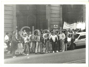 Fotografia d epoca originale 1994 GENOVA Manifestazione studenti al Provveditorato agli Studi Foto VINTAGE 1