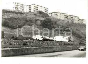 Fotografia d epoca originale 1995 ca GENOVA Strada trafficata  Veduta di periferia Foto VINTAGE 24x18 cm 1