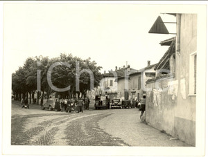 Fotografia d epoca originale 1951 ROBECCO SUL NAVIGLIO Incidente FIAT 500 TOPOLINO  FIAT 524 Foto ANIMATA 1