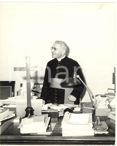 Fotografia d epoca originale 1958 ROMA Ritratto card. Domenico TARDINI nel suo studio  Foto 20x25 cm 1