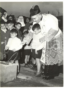 Fotografia d epoca originale 1959 ROMA Mons. Domenico TARDINI inaugura Istituto Nazareth Foto 18x24 1
