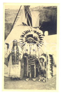 Cartolina originale da collezione 1935 EXPO BRUSSELS American Indian Village  Real SIOUX Postcard 1
