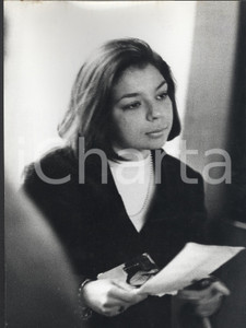 Fotografia d epoca originale 1966 MILANO  Processo ZANZARA  Ritratto Claudia BELTRAMO CEPPI Foto 18x24 1