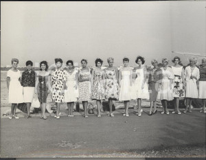 Fotografia d epoca originale 1959 PALERMO MISS EUROPA Christine SPATZIER in posa con le altre concorrenti 1