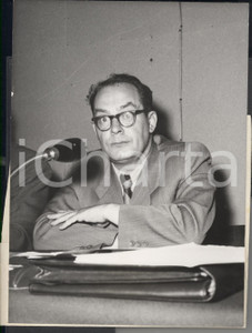Fotografia d epoca originale 1954 GINEVRA Ivan ILICEV legge discorso di MOLOTOV in conferenza stampa  Foto 1